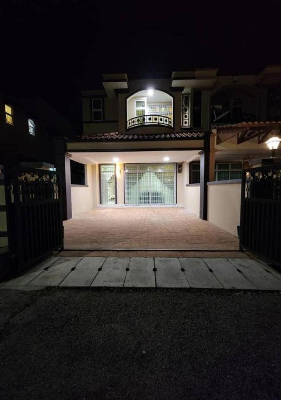 Galaxy Guest Home By Ipoh Maju Stay Εξωτερικό φωτογραφία
